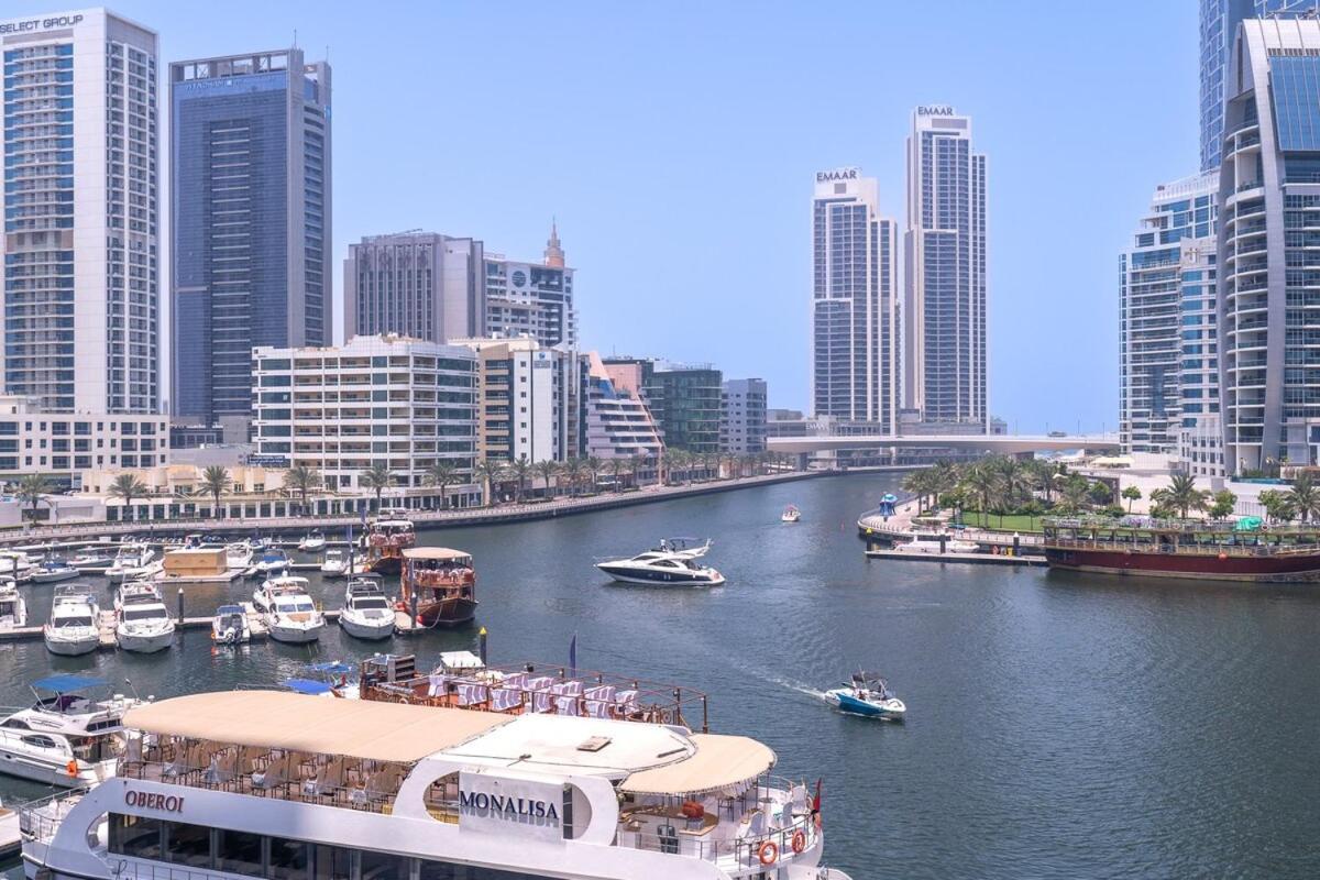 Elegant 3-bedrooms In Marina With Stunning Views! * Dubai