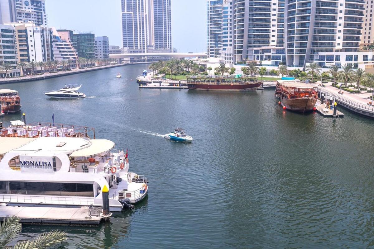 Elegant 3-bedrooms In Marina With Stunning Views! Apartment