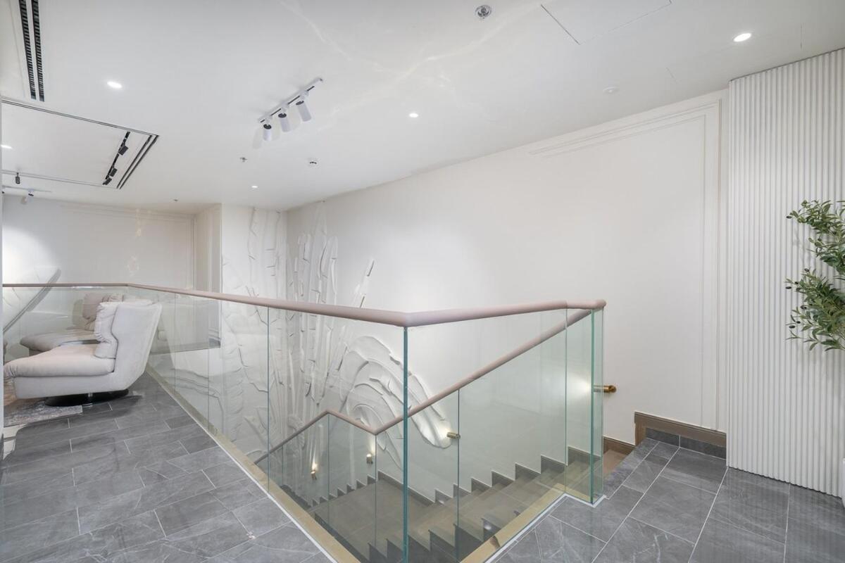 Elegant 3-bedrooms In Marina With Stunning Views! Apartment *
