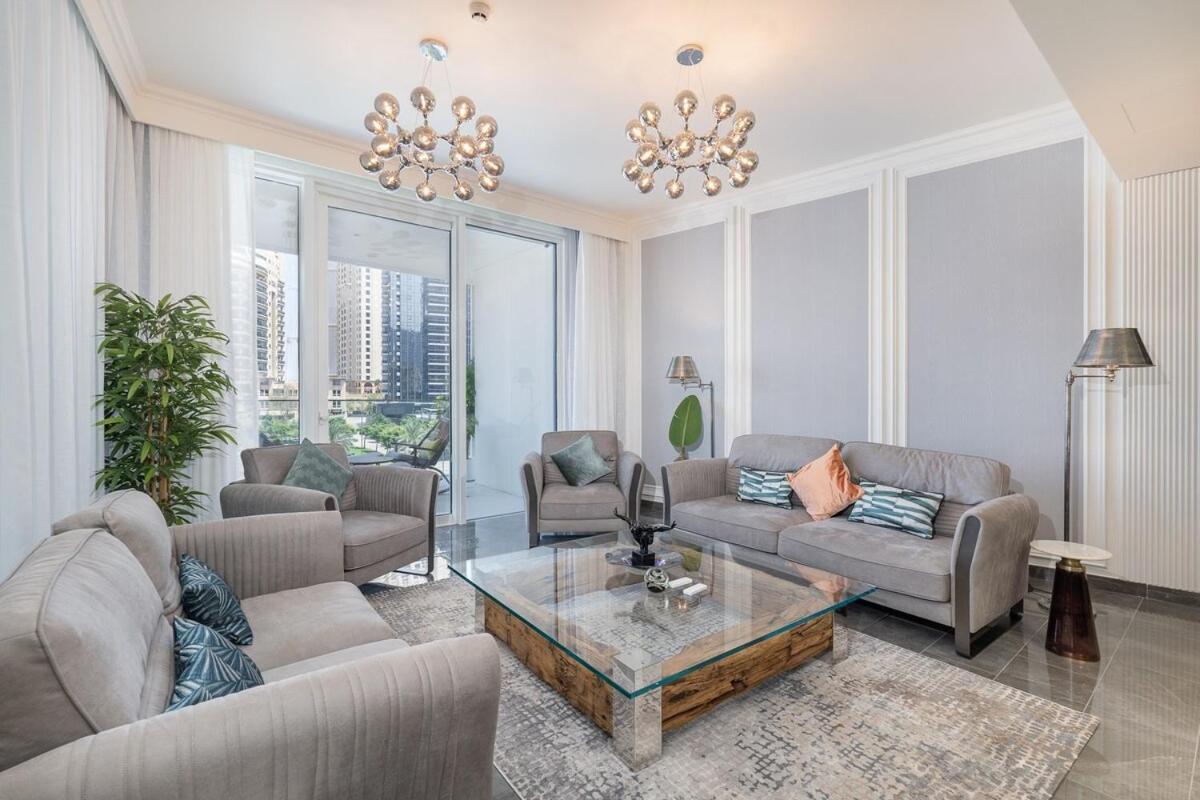 Elegant 3-bedrooms In Marina With Stunning Views! Apartment